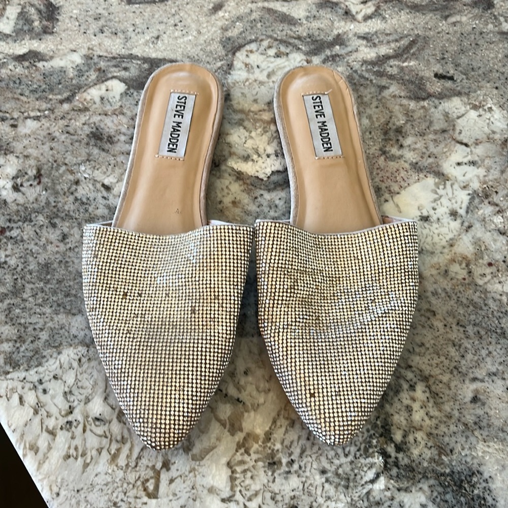 Steve Madden size 8 sparkle flats